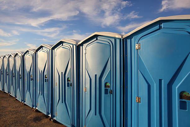 Best Deluxe Portable Toilet Rental  in New Paleste, IN